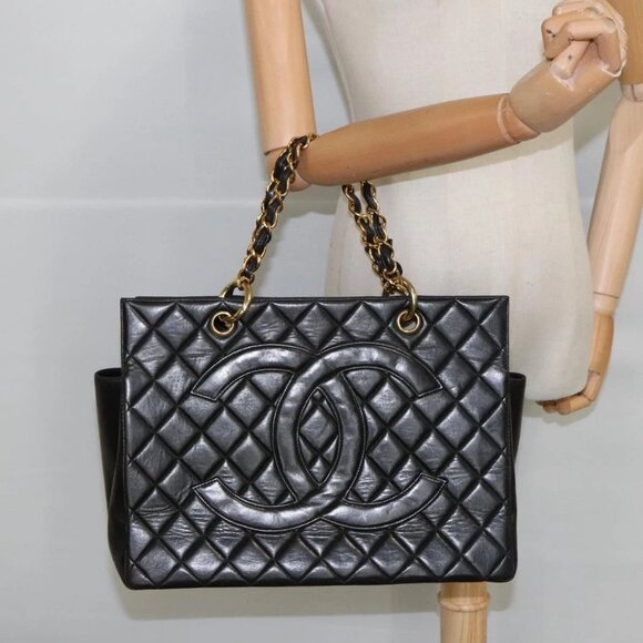 CHANEL Matelasse Chain Hand Bag Lamb Skin Black Gold CC Auth - Picture 15 of 16